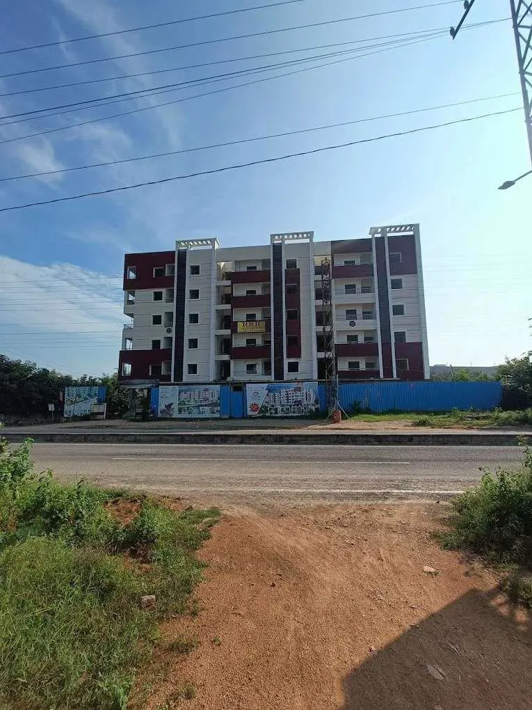 RRR Sunrise Apartments